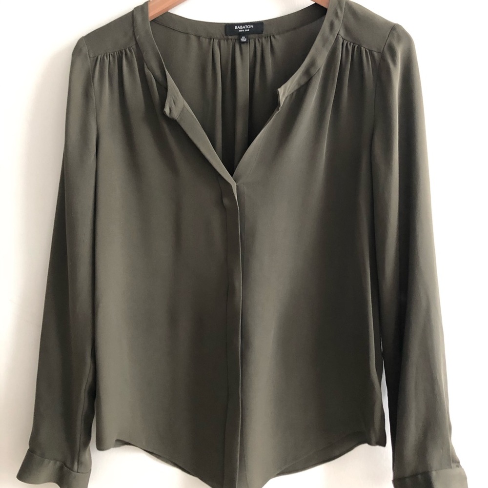Aritzia Babaton silk shirt